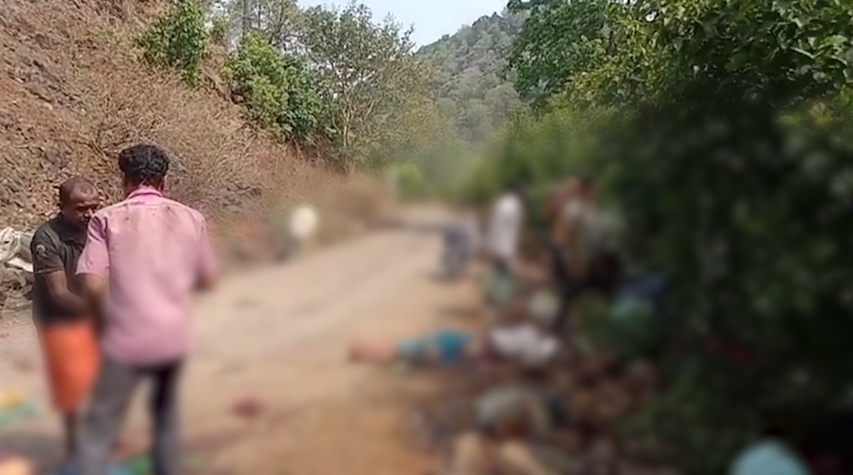 Photo of छत्तीसगढ़ के कवर्धा में पिकअप वाहन 20 फीट गहरे खड्ढे में गिरा, 19 की मौत, 3 घायल