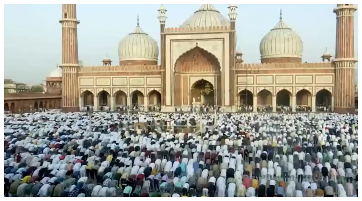 Photo of Eid Ul Azha 2024: देशभर में मनाया जा रहा ईद-उल-अजहा का त्योहार, राष्ट्रपति मुर्मू-PM मोदी ने दी बधाई