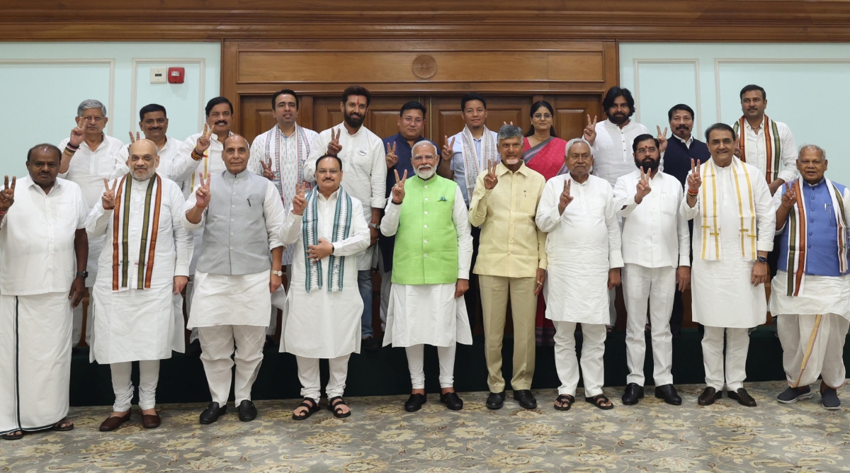 Photo of नरेंद्र मोदी को चुना गया एनडीए का नेता, नीतीश और नायडू ने भी किए हस्ताक्षर