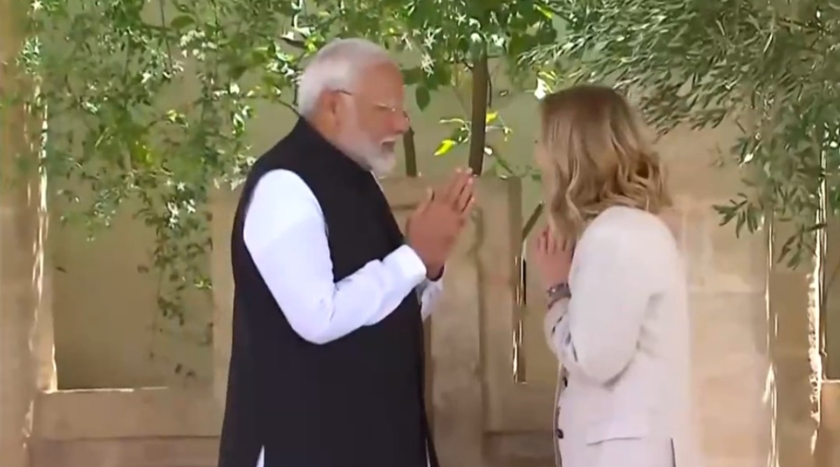 Photo of G-7 शिखर सम्मेलन में भाग लेने इटली पहुंचे PM मोदी का गर्मजोशी से स्वागत, यूक्रेन के राष्ट्रपति से भी वार्ता  
