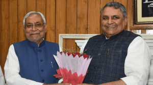 Nitish Kumar: एकतरफ एनडीए कर रहा सरकार बनाने का दावा, दूसरी तरफ सीएम नीतीश को लेकर बड़ा दावा