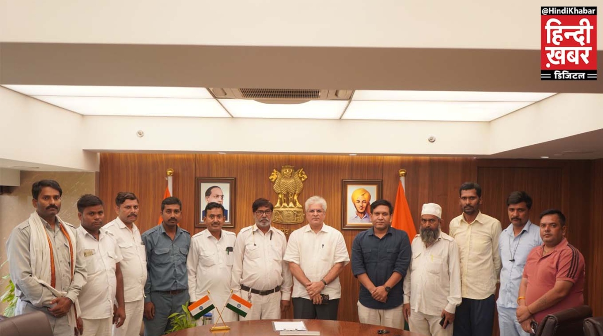 Photo of Delhi : परिवहन मंत्री ने ऑटो संगठन के प्रतिनिधि मंडल से की मुलाकात, बोले… समस्याओं का करवाएंगे समाधान