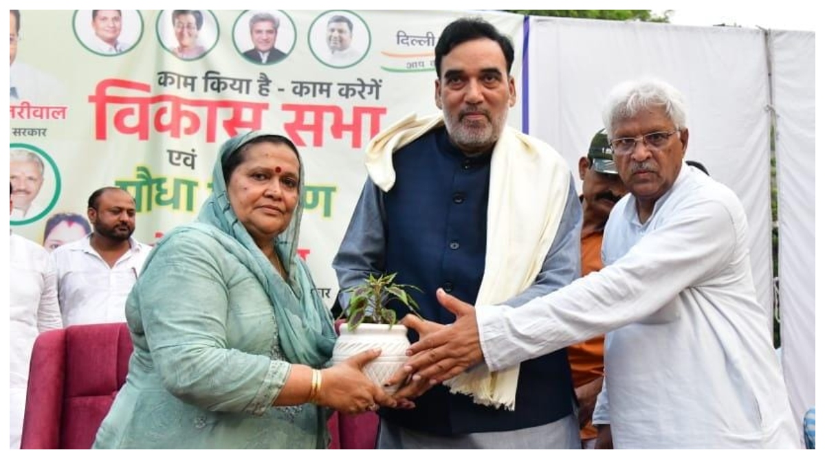 Photo of राजौरी गार्डन विधानसभा के गांवों में 10 करोड़ रुपए की लागत से विकास कार्य किए जा रहे हैं- गोपाल राय