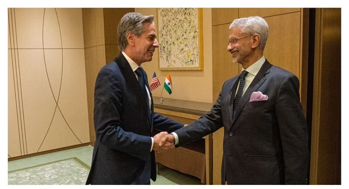 Photo of Jaishankar: जापान में विदेश मंत्री ने महात्मा गांधी की प्रतिमा का किया अनावरण, एक्स पर पोस्ट कर कही ये बात