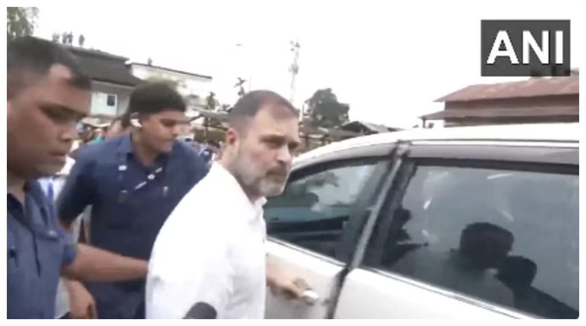 Photo of Manipur: मणिपुर के राहत शिविर पहुंचे राहुल गांधी, दंगे में बेघर हुए लोगों से की मुलाकात