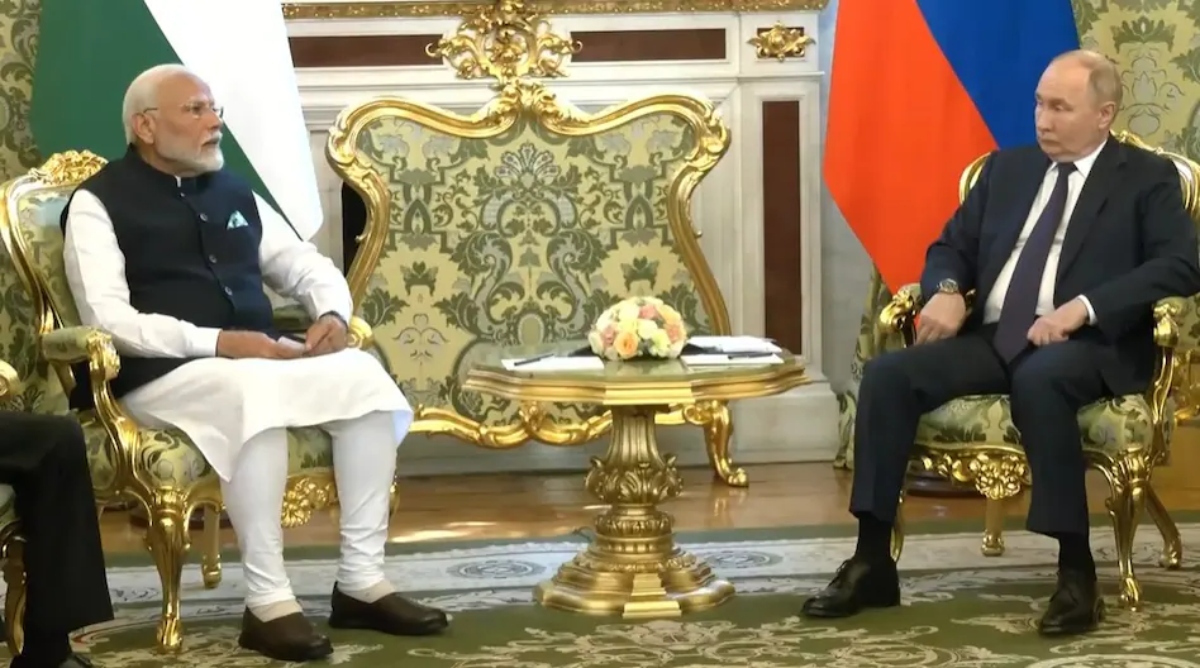 Photo of Moscow : रूस के राष्ट्रपति पुतिन से मिले मोदी, आतंकवाद सहित अन्य मुद्दों पर हुई बात