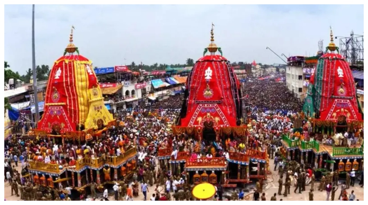 Photo of Rath Yatra: भगवान जगन्नाथ का दर्शन करने पुरी पहुंची राष्ट्रपति मूर्मू, CM मोहन चरण माझी और नवीन पटनायक भी मौजूद