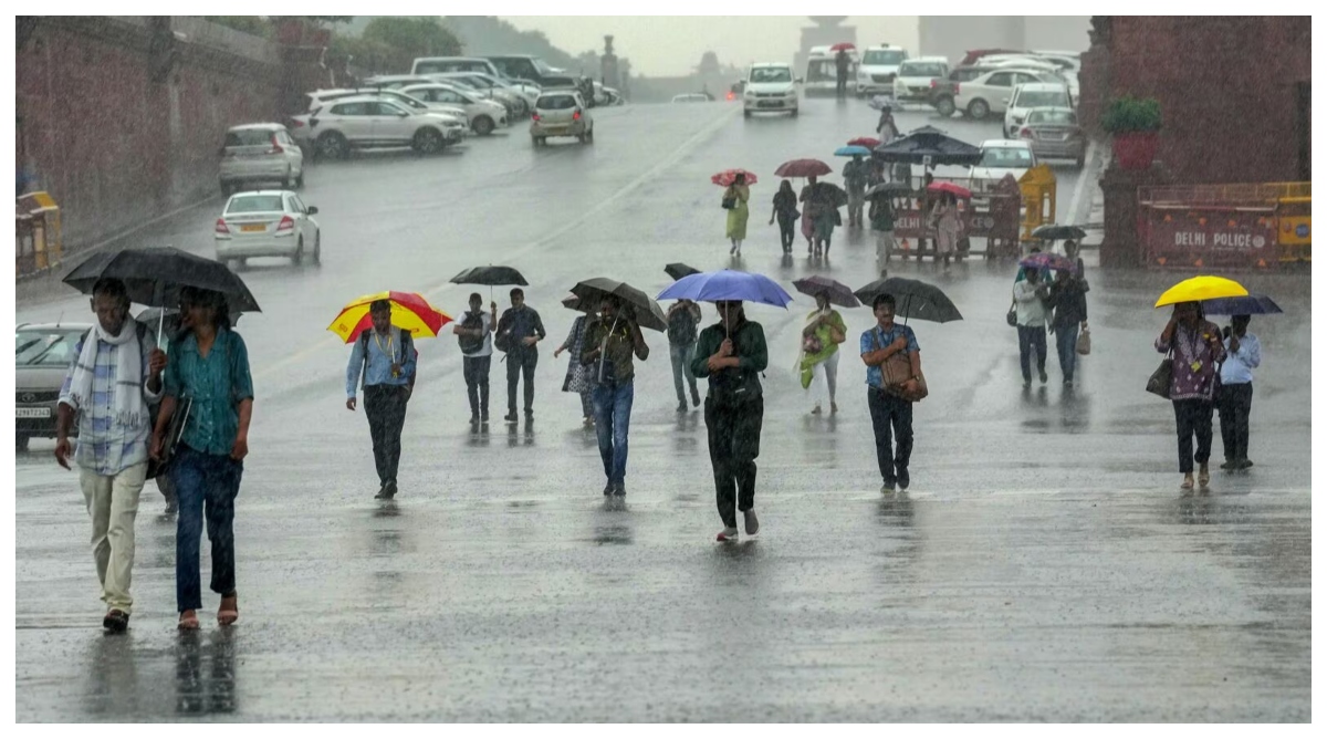 Photo of Weather Update: दिल्ली-NCR समेत पूरे उत्तर भारत में बारिश की चेतावनी, जानिए अपने राज्य के मौसम का हाल