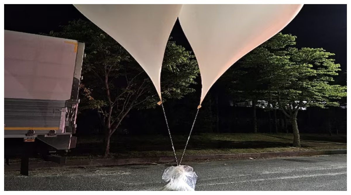 Photo of North Korea Balloons: उत्तर कोरिया ने की शर्मनाक हरकत… दक्षिण कोरिया पर फिर छोड़े कचरे से भरे गुब्बारे…