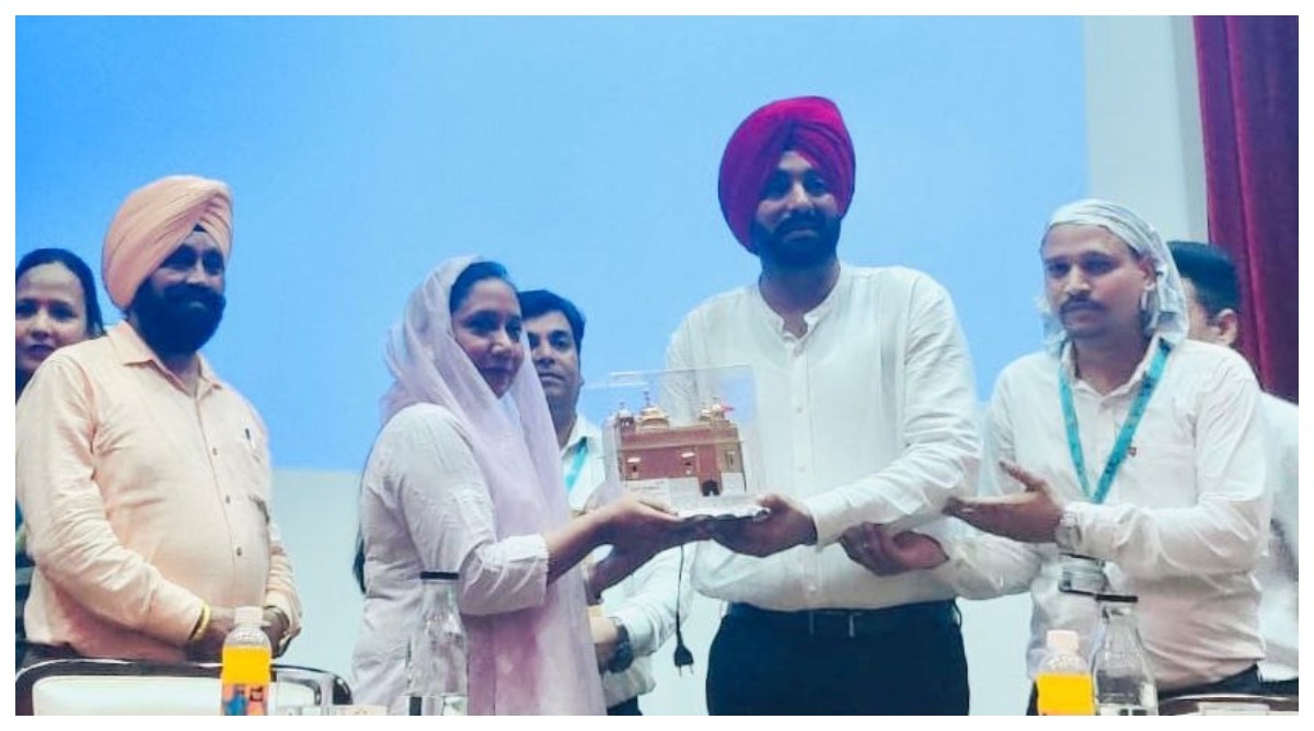 Photo of Baljeet Kaur : पंजाब सरकार गांवों को शहरों जैसी सुविधाएं देने के लिए वचनबद्ध : डॉ. बलजीत कौर