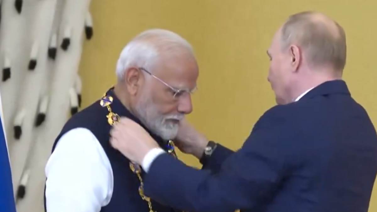 Photo of moscow : PM मोदी को मिला रूस का सर्वोच्च नागरिक सम्मान, पुतिन ने पहनाया ‘ऑर्डर ऑफ सेंट एंड्रयू’