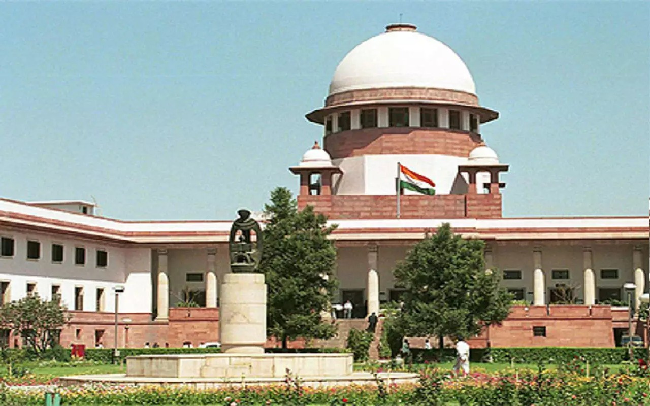 Photo of Supreme Court : नीट पेपर लीक मामले पर सुप्रीम कोर्ट में सुनवाई, CJI ने कहा – ‘मैं पूरी तरह पारदर्शिता के पक्ष में’