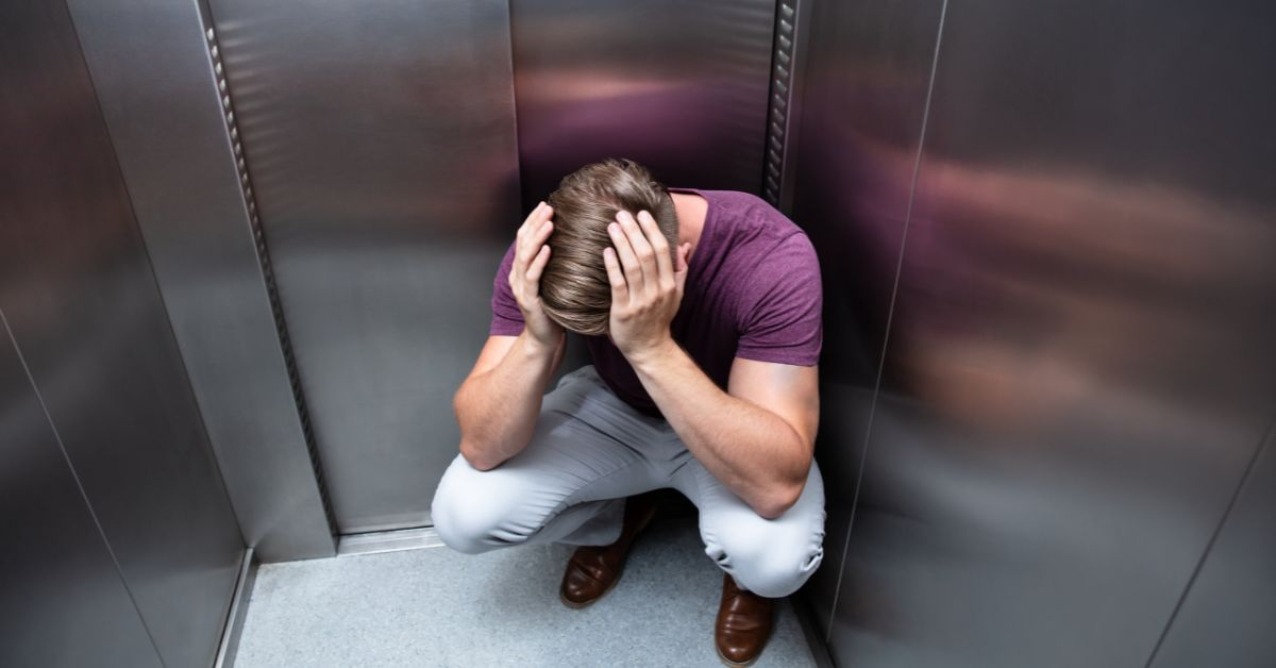 Photo of Claustrophobia :  बंद या छोटी जगह पर जाने से लगता है डर तो हो सकता है क्लॉस्ट्रोफोबिया, जानें इसका निदान