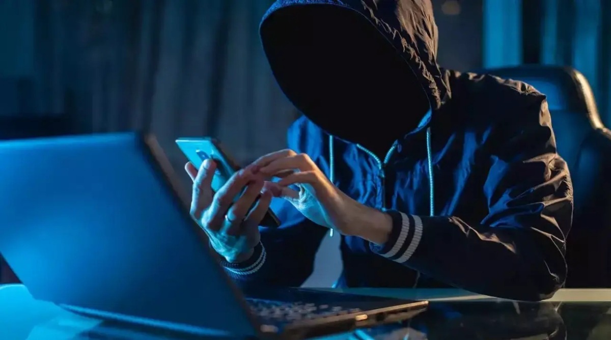 Cyber Thugs