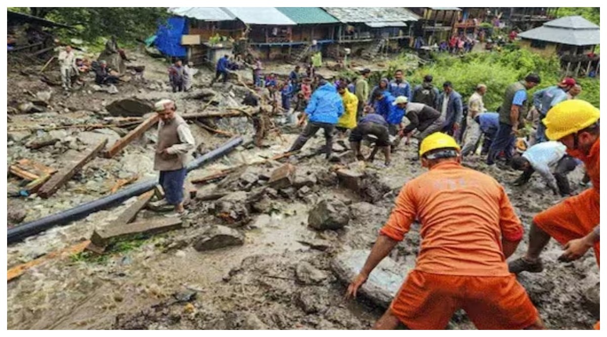 Photo of Himachal Pradesh: बादल फटने से अब तक 9 लोगों की हुई मौत, 45 लापता, तलाशी अभियान जारी