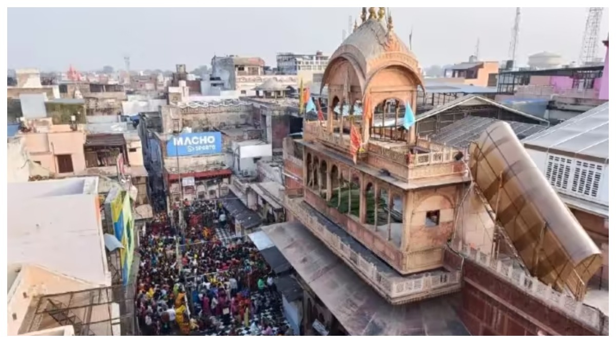 Photo of Janmashtami 2024 Date: बांके बिहारी मंदिर में 27 अगस्त को मनेगी श्रीकृष्ण जन्माष्टमी, रात 2 बजे मंगला आरती