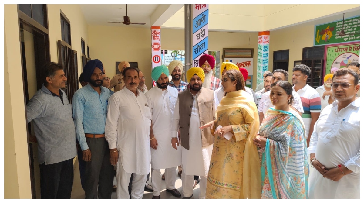 Photo of Punjab: पंजाब सरकार एनएचएआई परियोजनाओं को पूरा करने के लिए प्रतिबद्ध है- लोक निर्माण मंत्री