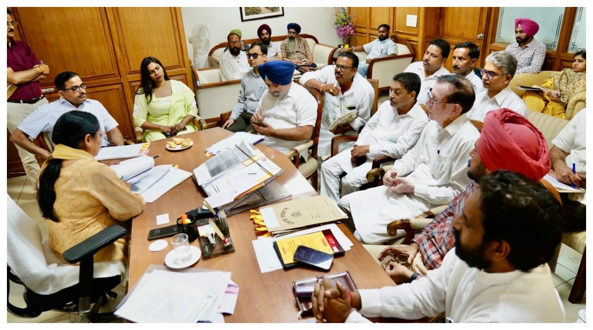 Photo of Punjab: डॉ. बलजीत कौर ने ऐट्रोसिटी एक्ट लागू करने के लिए की उच्चस्तरीय मीटिंग