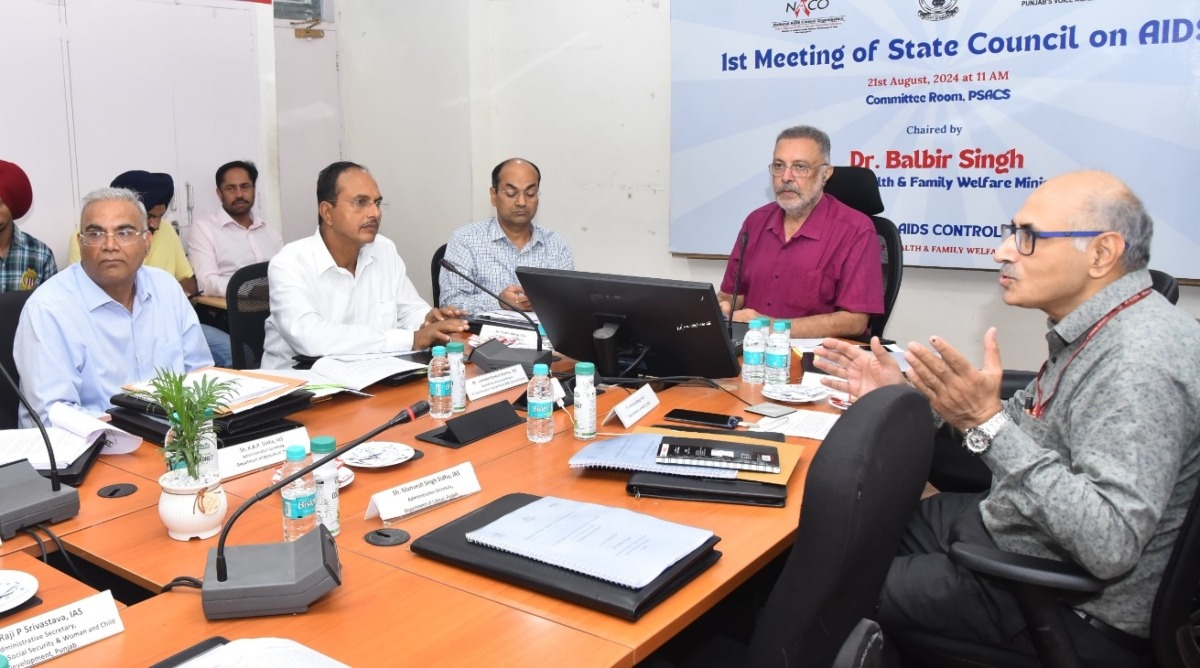 Photo of पंजाब सरकार HIV पीड़ितों के लिए मुफ्त यात्रा सुविधा और 1500 रुपये की वित्तीय सहायता पर कर रही विचार