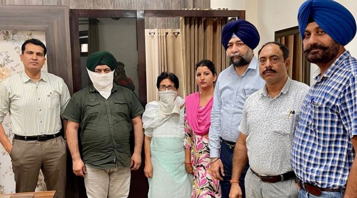 Photo of Punjab : विजिलेंस ब्यूरो ने नर्सिंग दाखिलों और परीक्षाओं में अनियमितता के आरोप में दो आरोपी किए गिरफ्तार