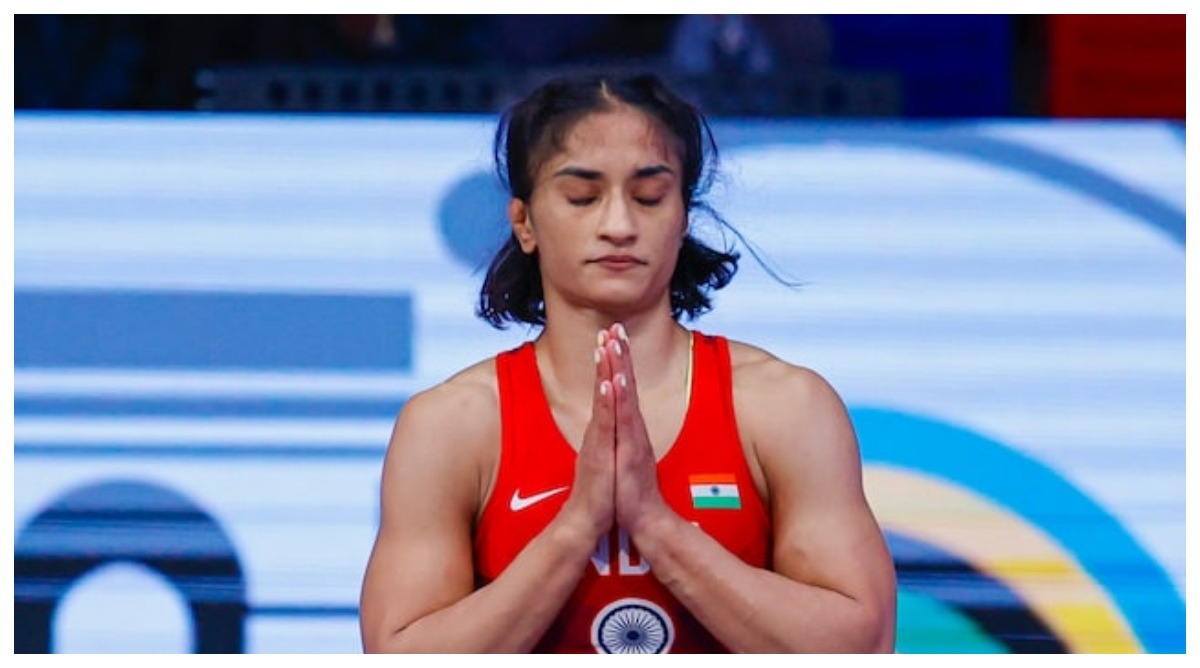 Photo of ‘मैं हार गई…’, ओलंपिक ड‍िस्क्वाल‍िफ‍िकेशन के बाद विनेश फोगाट ने कुश्ती से किया संन्यास का ऐलान
