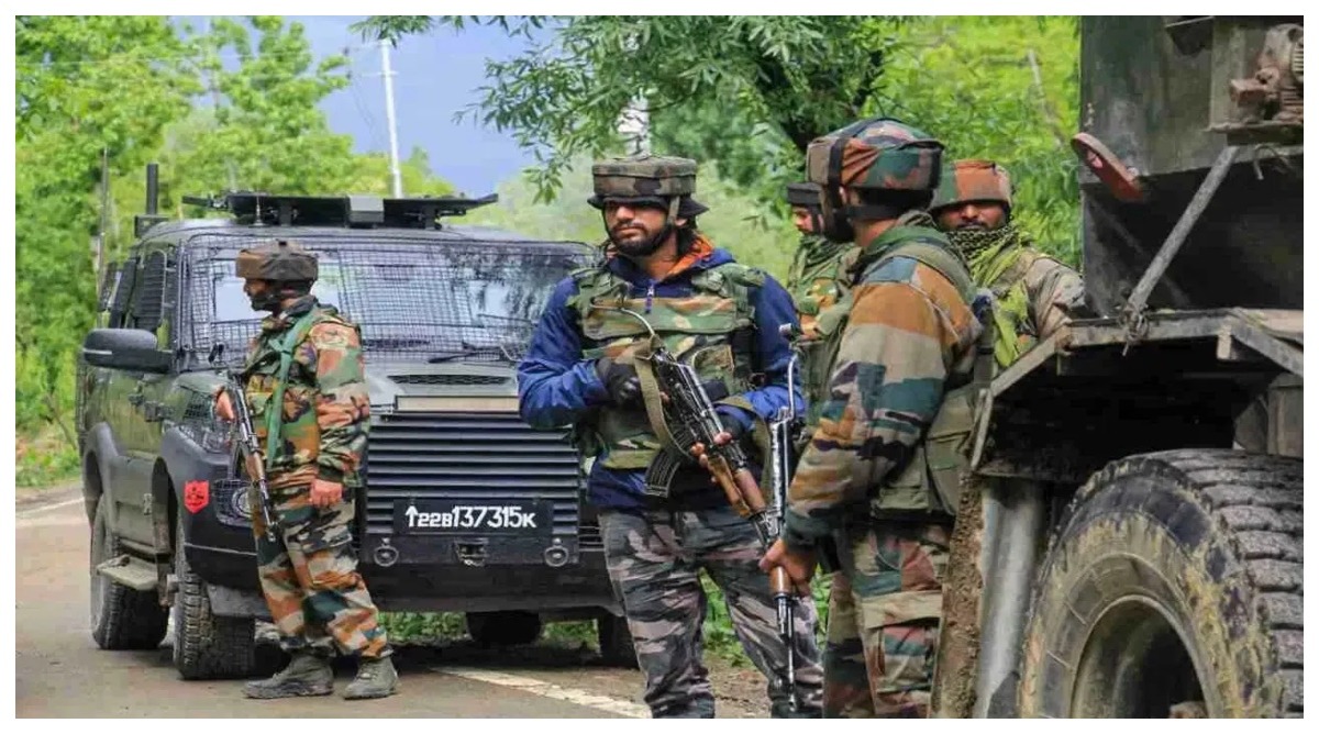 Photo of Anantnag : अनंतनाग में आतंकियों और सुरक्षाबलों के बीच मुठभेड़, दो जवान शहीद, सर्च ऑपरेशन जारी