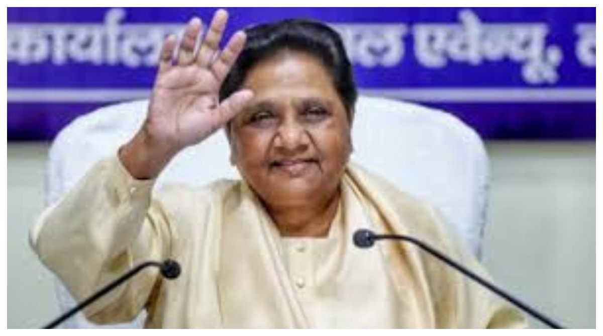 Photo of Mayawati : बसपा के राष्ट्रीय कार्यकारिणी की बैठक में राष्ट्रीय अध्यक्ष चुनी गईं मायावती, आकाश आनंद को मिली ये जिम्मेदारी
