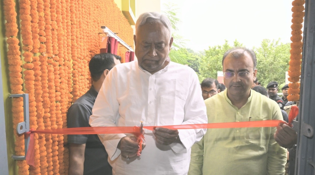 Photo of CM नीतीश ने भोजपुर जिले में विकासात्मक योजनाओं का किया उद्घाटन,शिलान्यास और निरीक्षण