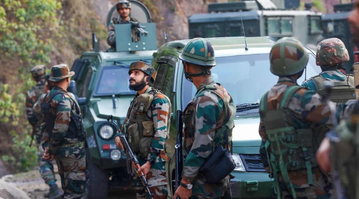Photo of J&K : कठुआ इलाके में आतंकियों और सुरक्षाबलों के बीच मुठभेड़, दो से तीन आतंकवादियों के छिपे होने की मिली थी जानकारी