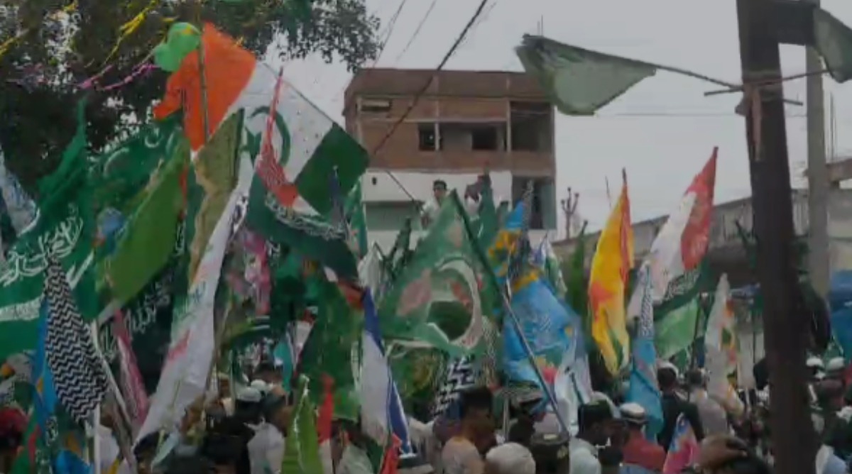 Photo of बिहार : तिरंगे से छेड़छाड़, अशोक चक्र की जगह, चांद-तारा, दो गिरफ्तार