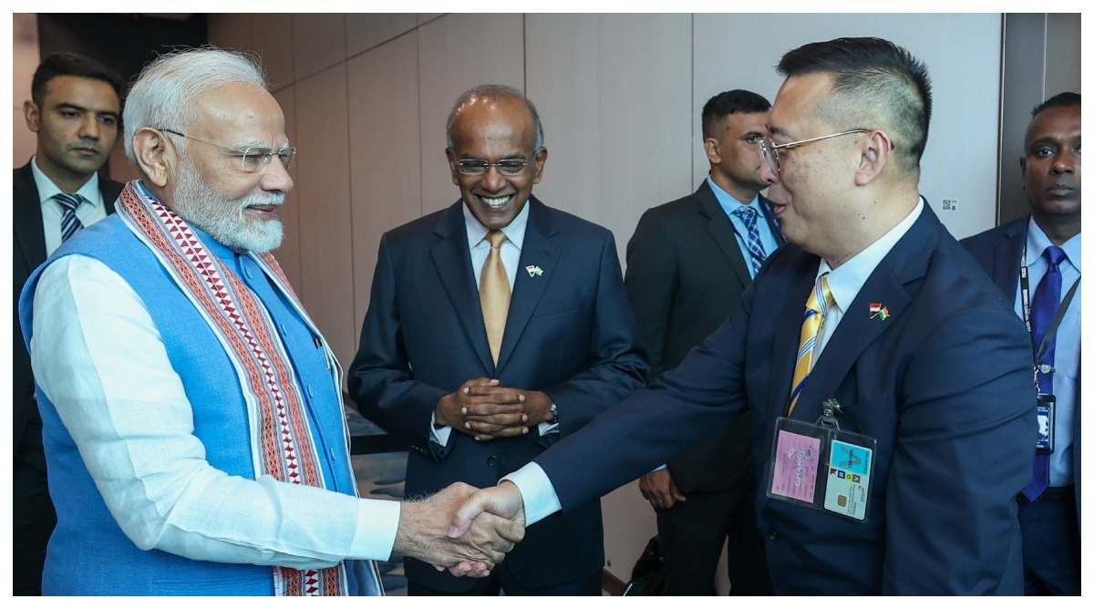 Photo of दो दिवसीय यात्रा पर सिंगापुर पहुंचे PM मोदी, हुआ जोरदार स्वागत…जानें क्यों अहम है ये दौरा ?