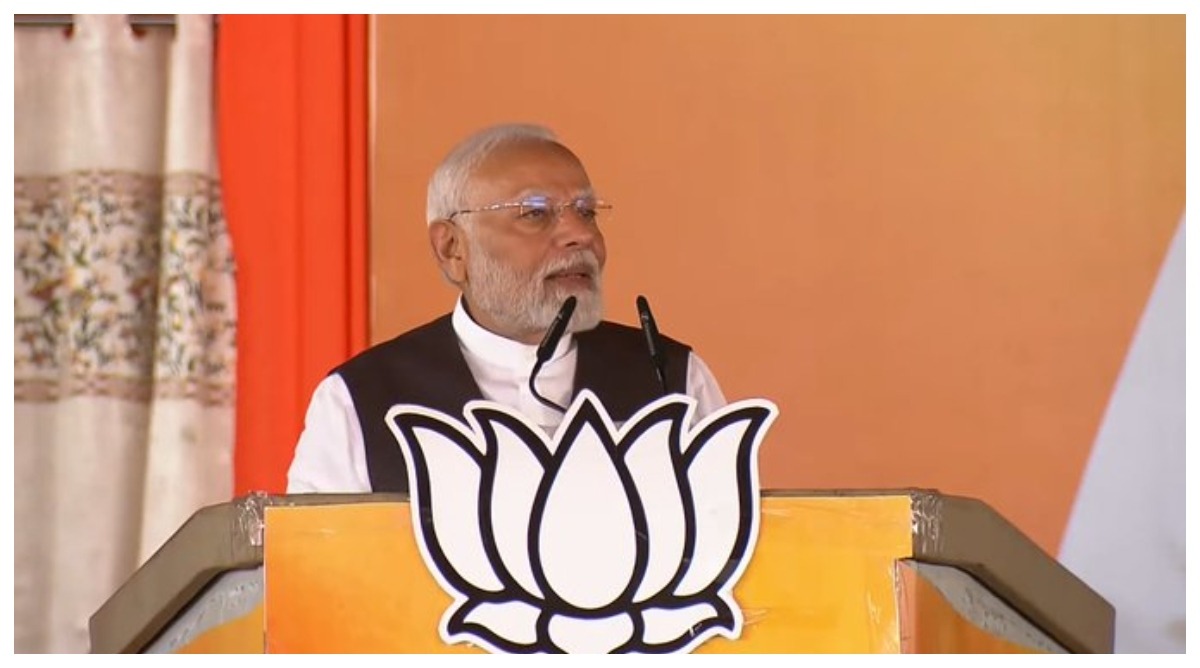 Photo of ‘जम्मू कश्मीर के लोग PDP, NC और कांग्रेस इन तीन परिवार से त्रस्त हैं लोग फिर…’, जम्मू में बोले PM मोदी