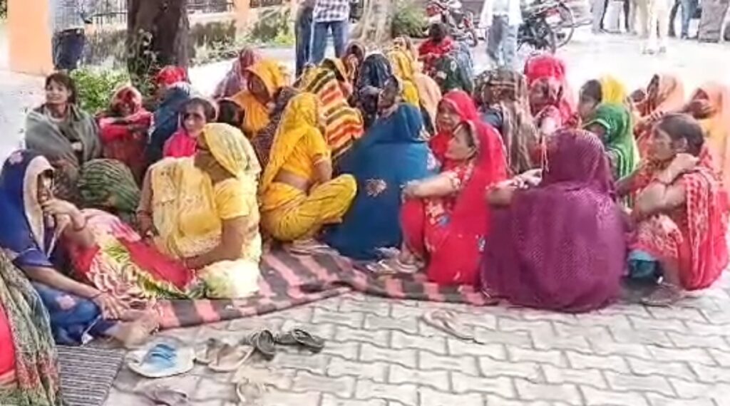 Road accident in Mainpuri
