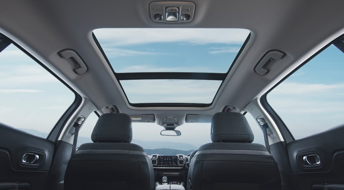 Photo of Sunroof Car खरीदने के फायदे के साथ-साथ नुकसान भी