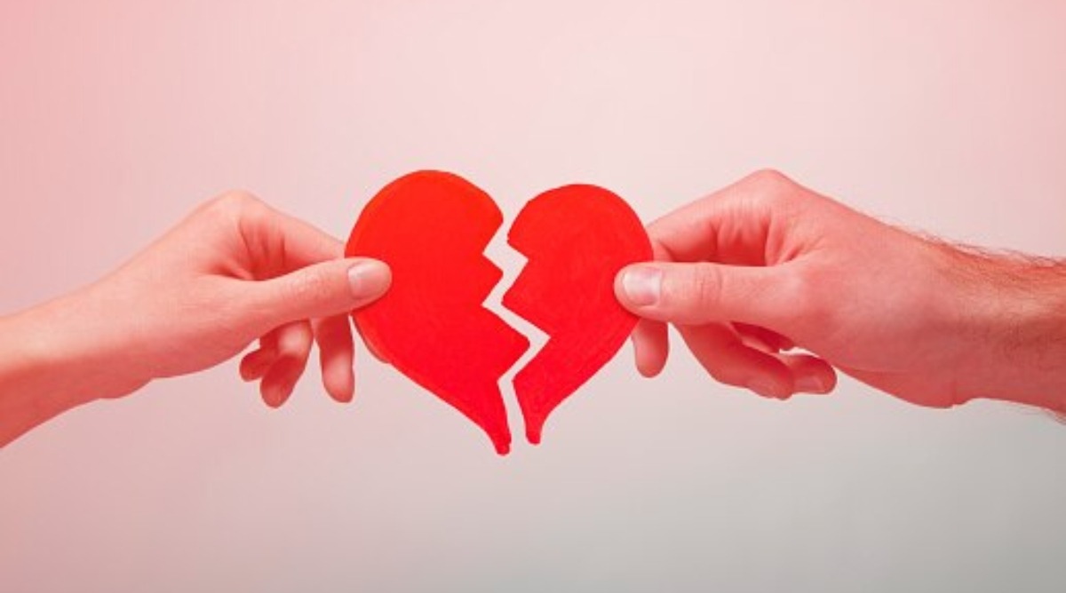 Photo of Break up: प्यार में धोखा खाने के बाद कैसे करे Move on ?