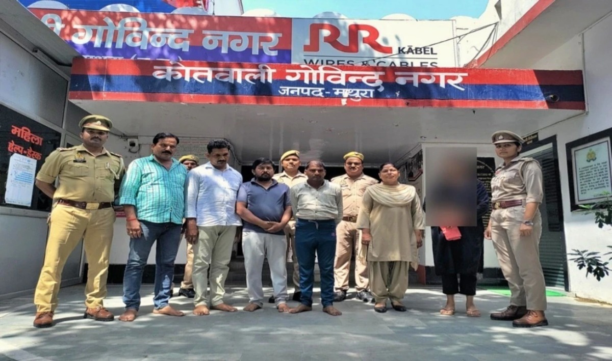 Photo of Mathura : फर्जी ईडी अफसर बनकर करने गए थे करोड़ों की डकैती