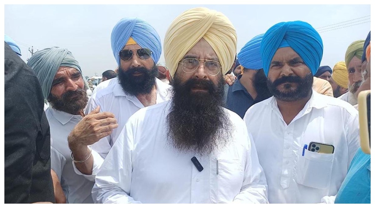 Photo of Punjab : 30 लाख पशुओं के कृत्रिम गर्भाधान का लक्ष्य निर्धारित किया : गुरमीत सिंह खुड्डियां