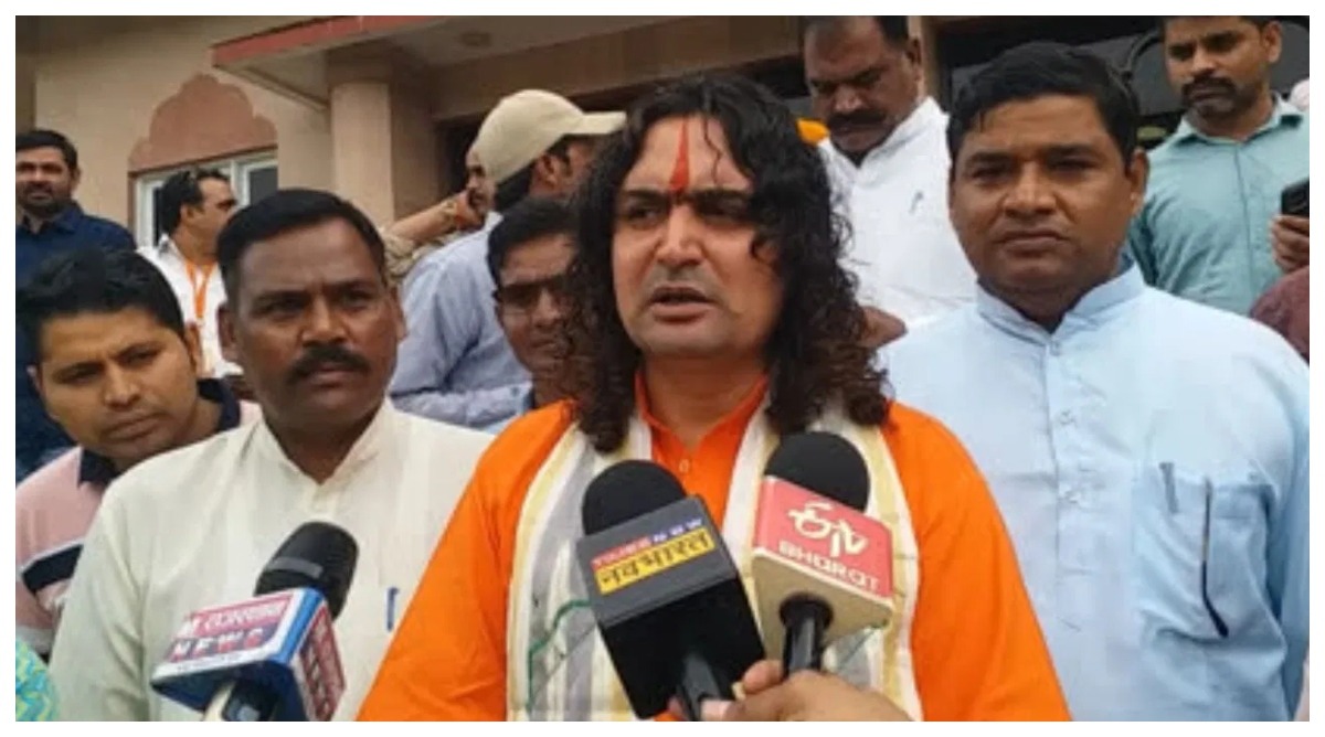 Photo of Jaipur News: विधायक बालमुकुंद ने मस्जिद में घुसकर किया हंगामा, मस्जिद को बताया देवस्थान