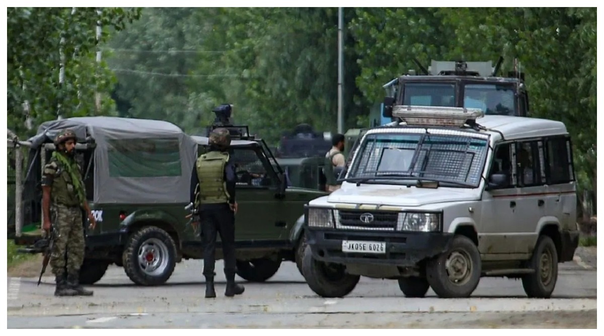 Photo of गुलमर्ग आतंकी हमला में घायल दो सैनिकों ने तोड़ा दम, मृतकों की संख्या बढ़कर हुई चार