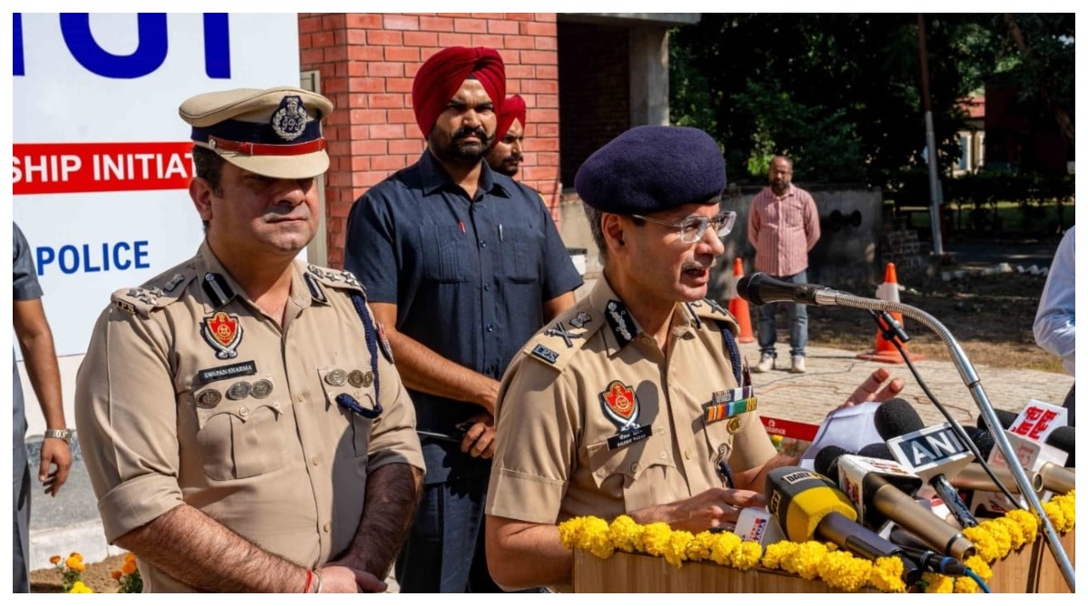 Photo of पब्लिक आऊटरीच प्रोग्राम का विस्तार: प्रोग्राम के अंतर्गत फीडबैक लेने के लिए गांवों में की पब्लिक मीटिंग
