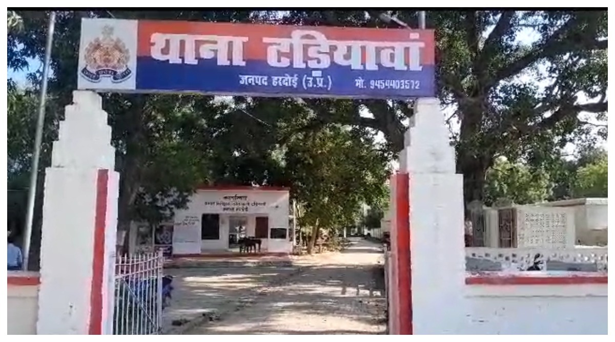 Photo of Hardoi News : झोपड़ी तोड़ने का विरोध कर रही दलित महिला के बाल पकड़ जमीन पर घसीटा