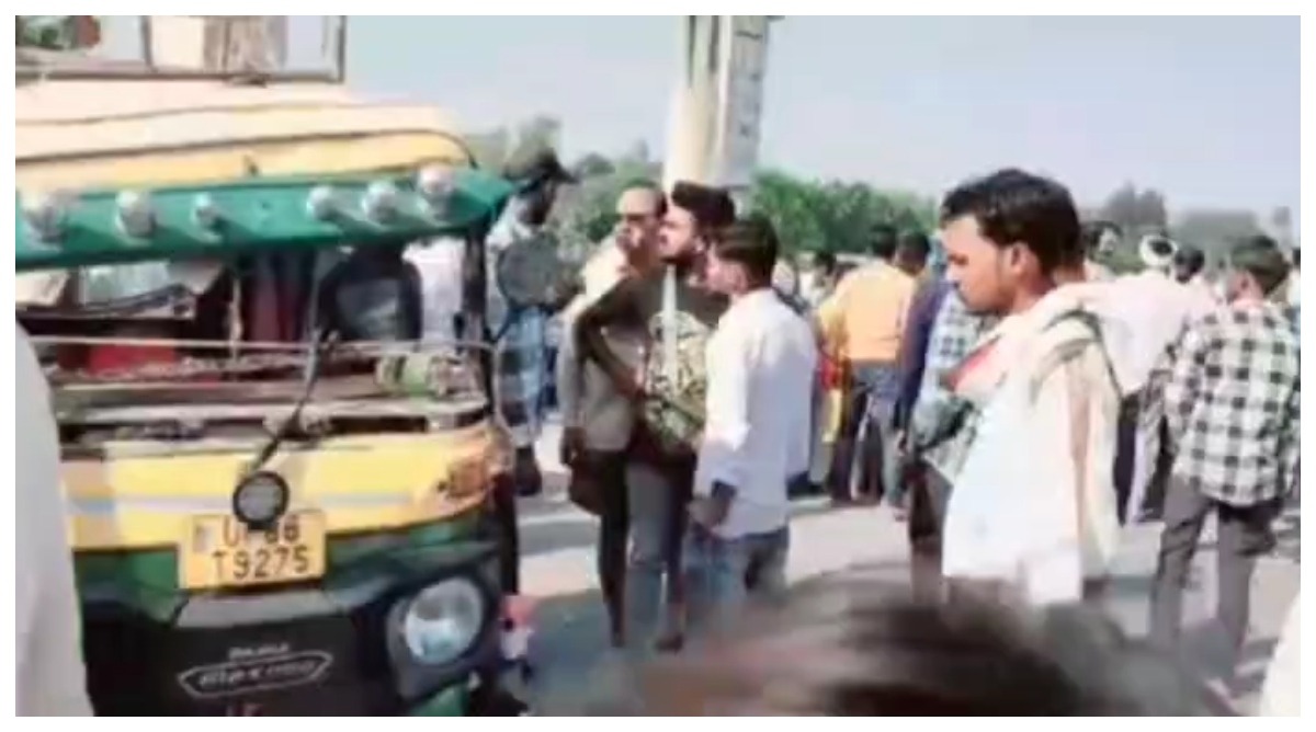 Photo of Accident Case: रोडवेज ने मारी ऑटो में टक्कर, एक किशोरी की मौत दर्जन भर श्रद्धालु घायल