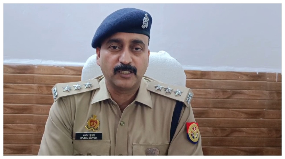 Photo of Aligarh News: शरीर से अलग पड़ा मिला हाथ, शव मिलने से मचा हड़कंप