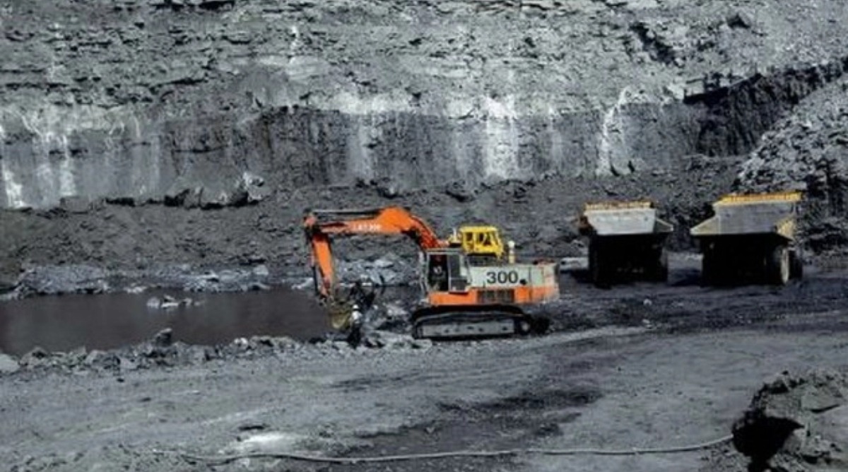 Photo of पश्चिम बंगाल : कोयला खदान में विस्फोट, सात मजदूरों की मौत