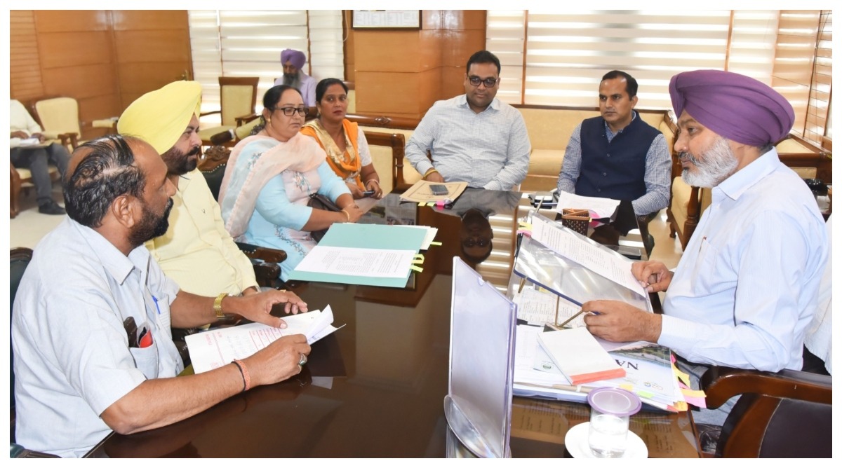 Photo of वित्त मंत्री हरपाल सिंह चीमा ने मिड-डे मील वर्कर्स के लिए मुफ्त बीमा की घोषणा की