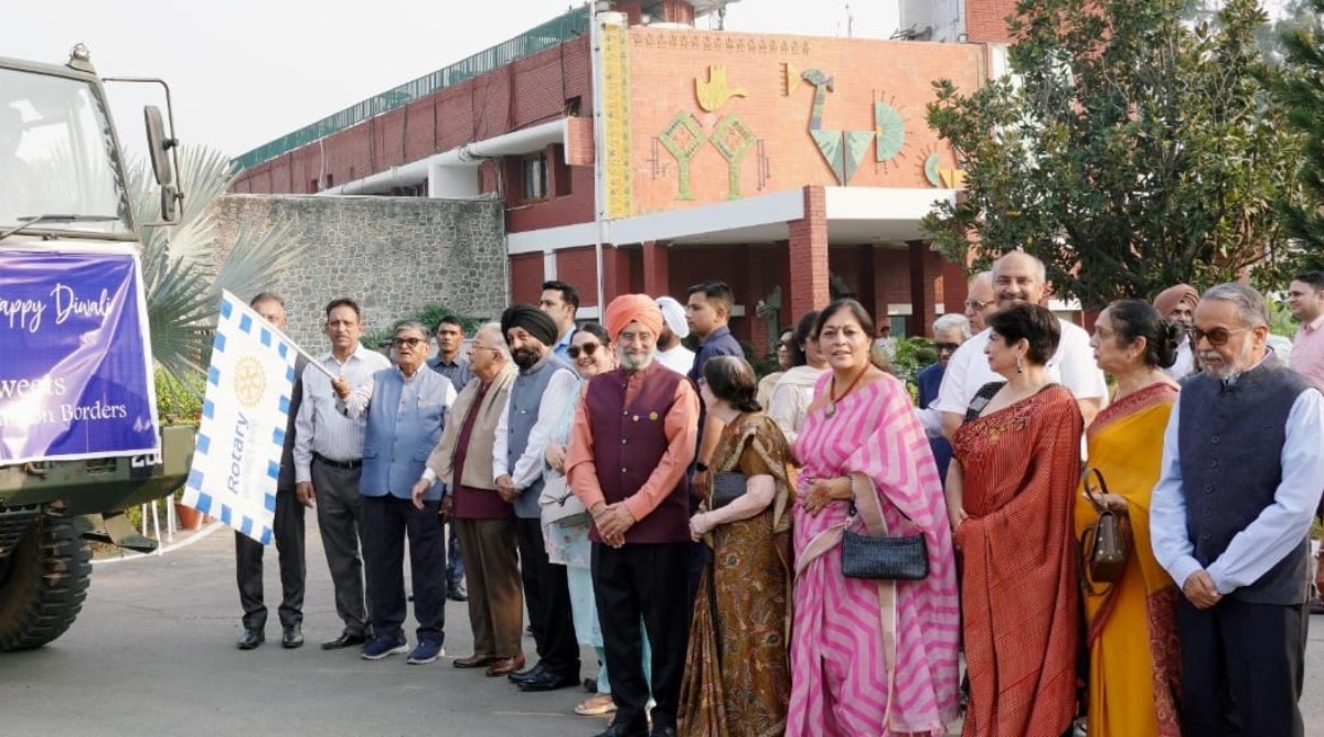 Photo of पंजाब के राज्यपाल ने जवानों के लिए रोटरी क्लब के दिवाली गिफ्ट्स किए रवाना