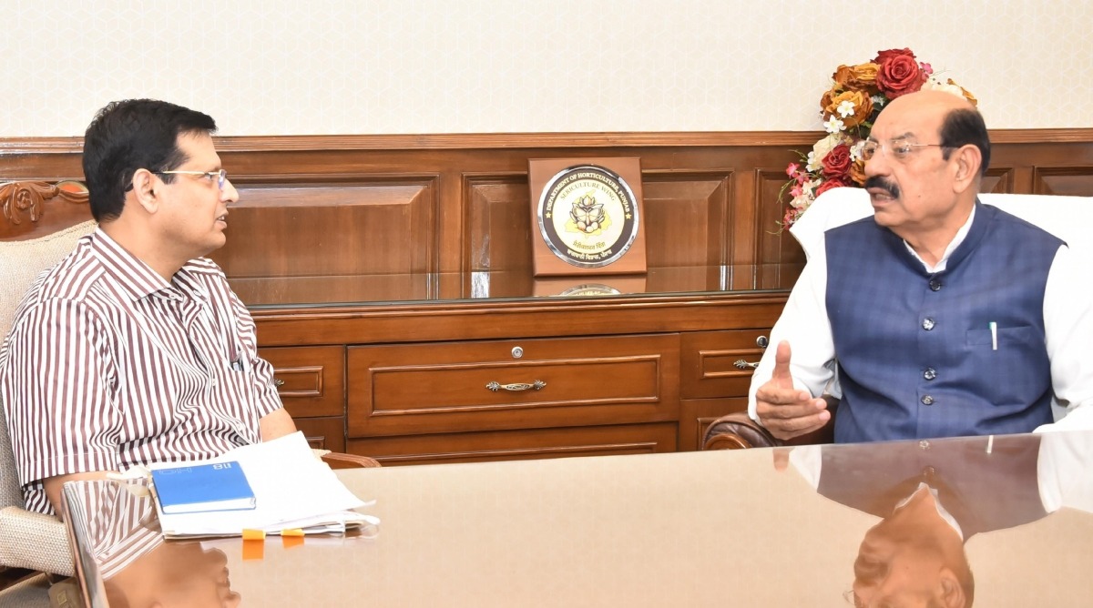 Photo of किसान बागवानी व्यवसाय अपनाकर अधिक से अधिक लाभ प्राप्त करें : महिंदर भगत