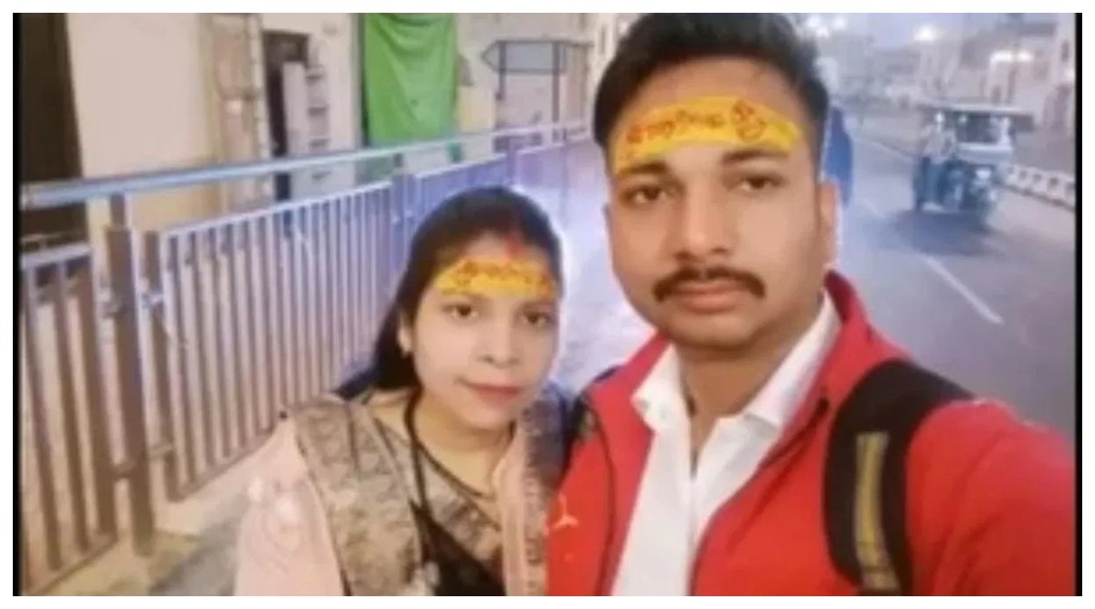 Photo of तेज रफ्तार ट्रक ने बाइक सवार दंपति को मारी टक्कर, हुई मौत…प्रेग्नेंट थी पत्नी