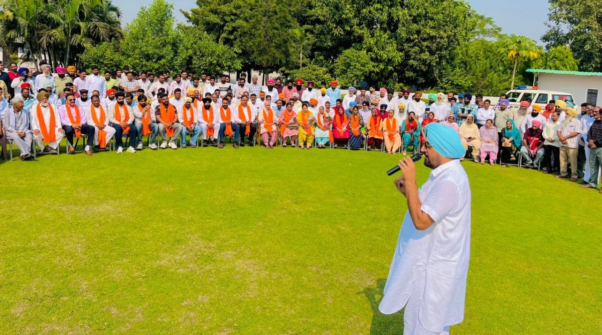 Photo of नवनिर्वाचित ग्राम पंचायतें पुराने मतभेद भुलाकर एकजुट हो करवाएं विकास कार्य : रंधावा