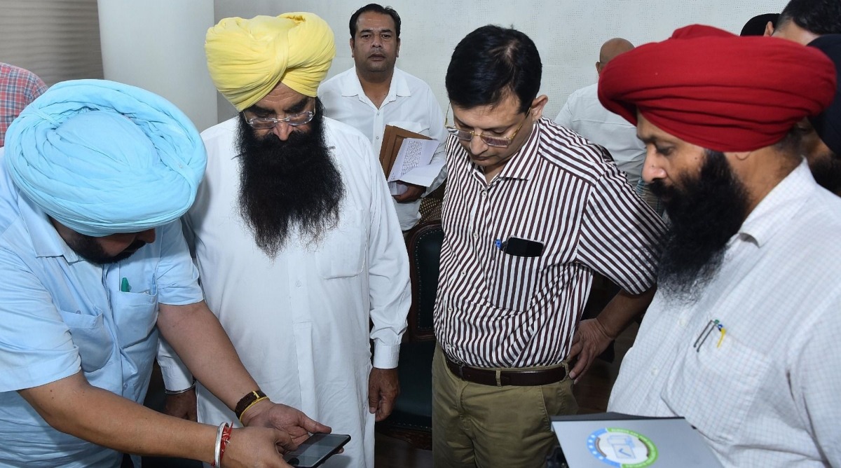 Photo of पंजाब सरकार ने की नकली बीजों की समस्या से निपटने के लिए क्यू.आर.कोड सिस्टम की शुरुआत